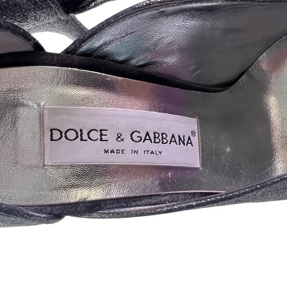 Dolce & Gabbana Silver Glitter round toe pumps! - Picture 8 of 17